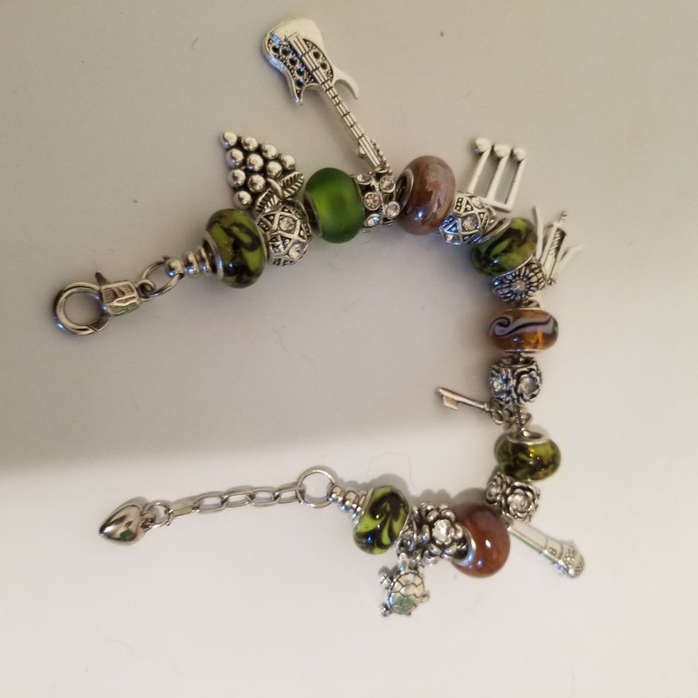 Jewelry - Picture 3 of 13